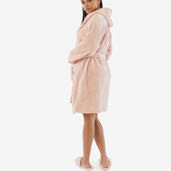 🆕Summer & Rose Cozy Robe in Blush Pink - Standarf Size Ranges from S-L - Picture 1 of 9